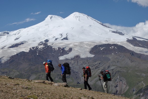 reto 7 cumbres solidarias