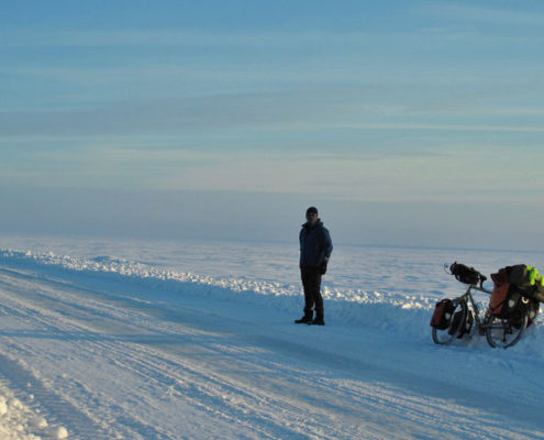 sascha kurhajec en bicicleta por el mundo