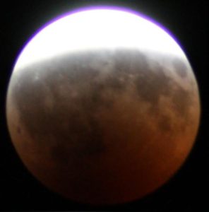 Eclipse de Luna parcial. Graham Beverley. Wikipedia