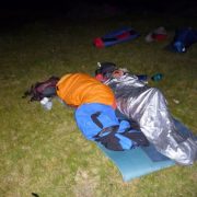 Marina_y_Fátima_en_la_cama