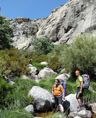 P1070866_En_la_chorrera_del_Lanchón