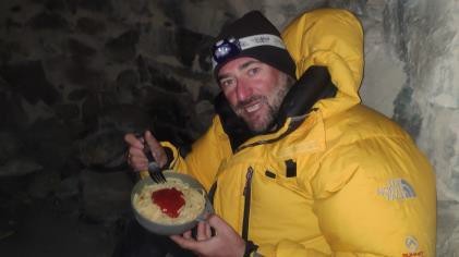 La sopa de espárragos y unos espaguetis con tomate nos sientan de maravilla. La sopa de espárragos y unos espaguetis con tomate nos sientan de maravilla.